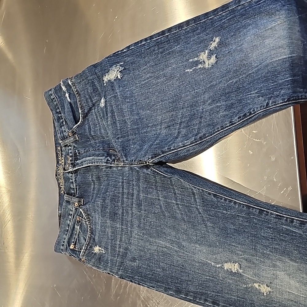 American Eagle jeans size 33/32 Relaxed straight.